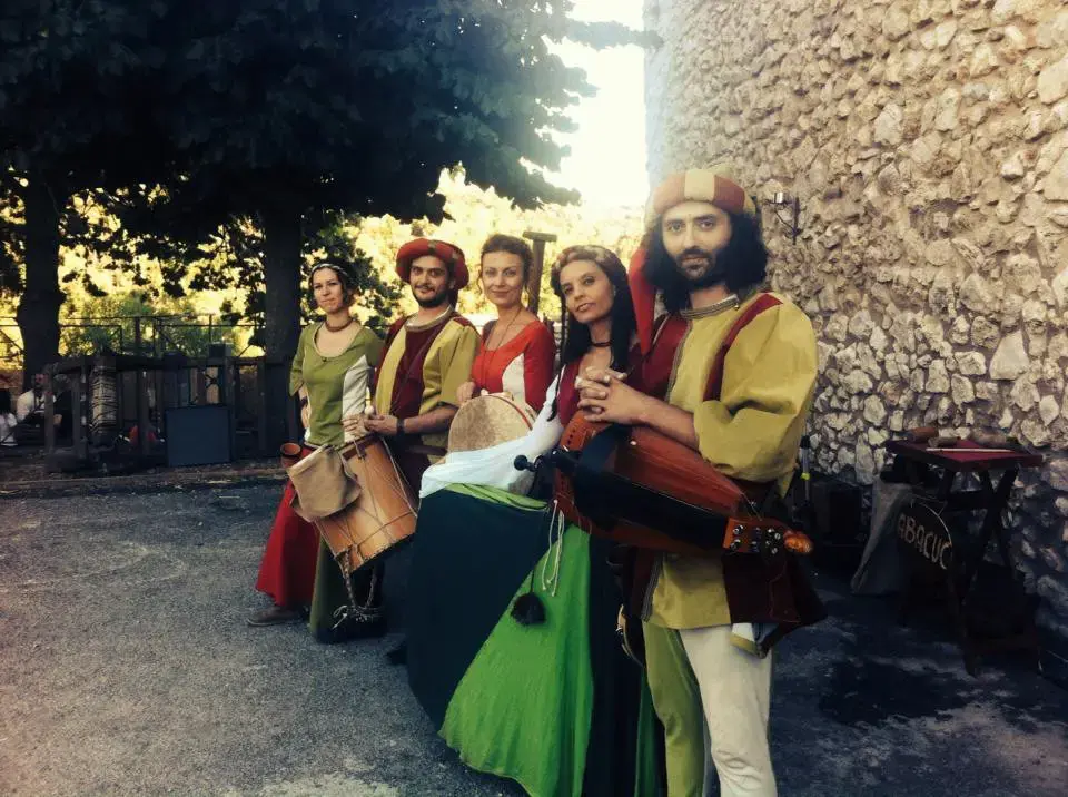 Novus Amor durante feste e rievocazioni medievali, fotografia 4