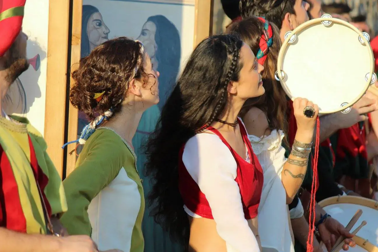 Novus Amor durante feste e rievocazioni medievali, fotografia 11